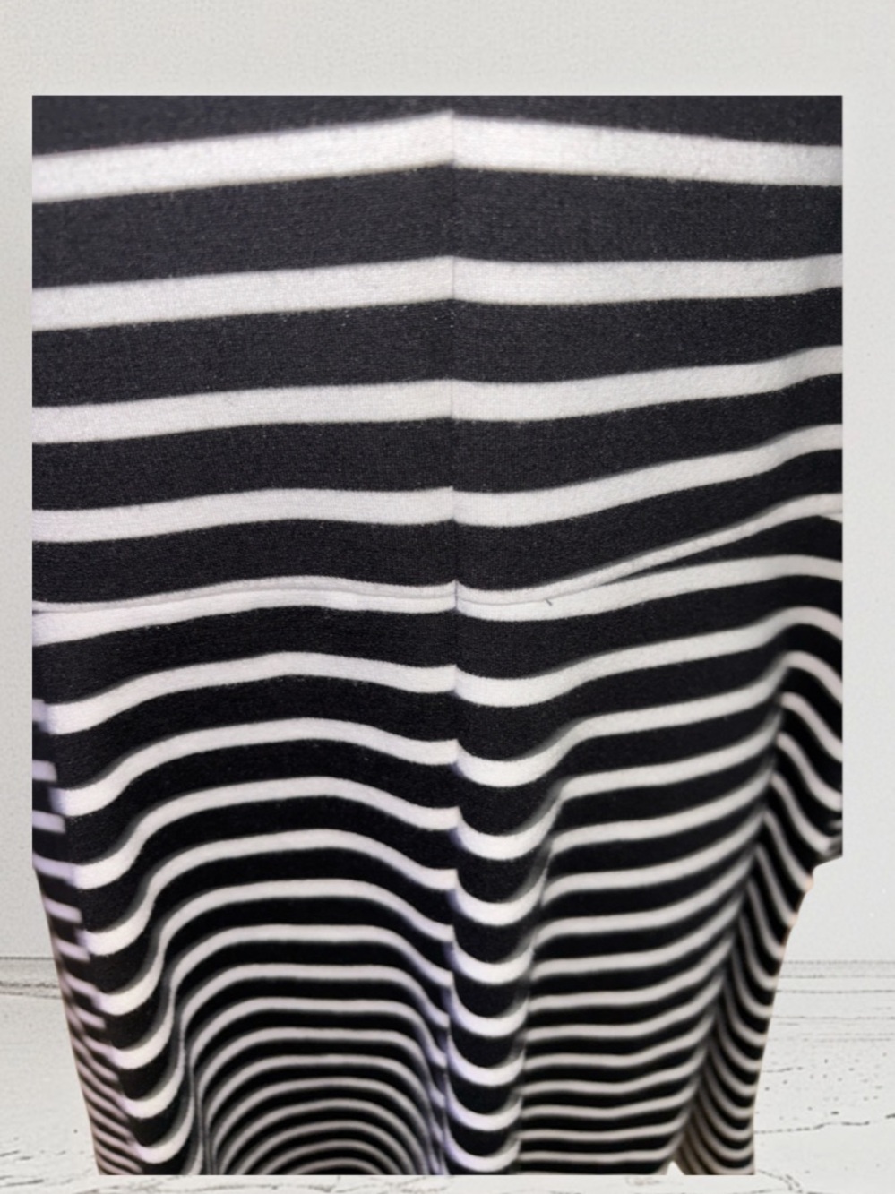 Old Navy Black & White Striped Fit&Flare Dress, P2P:23.5”, L:39.5” - Picture 7 of 9